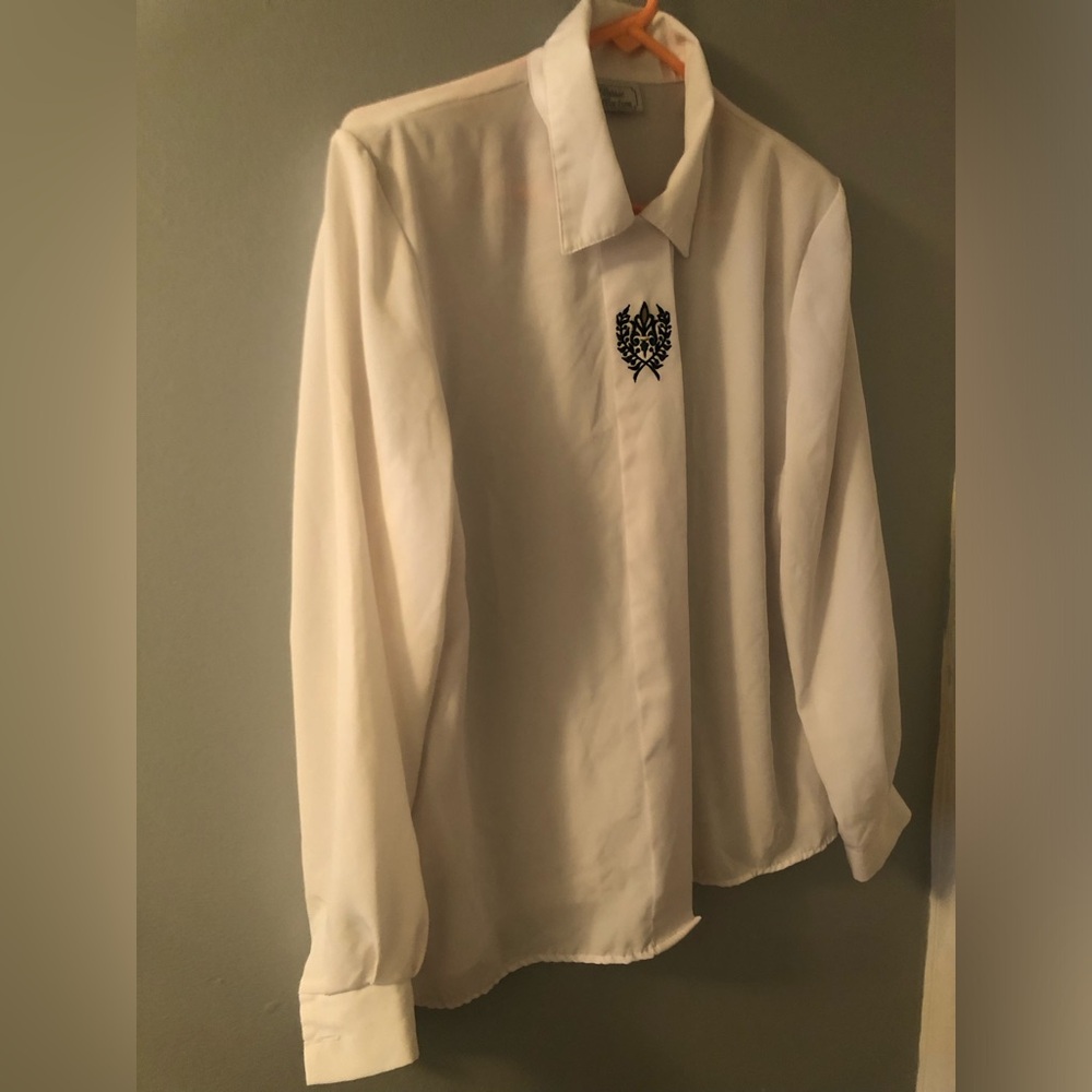 Vintage classic collection women’s long sleeve shirt Size 14 100%polyester white
